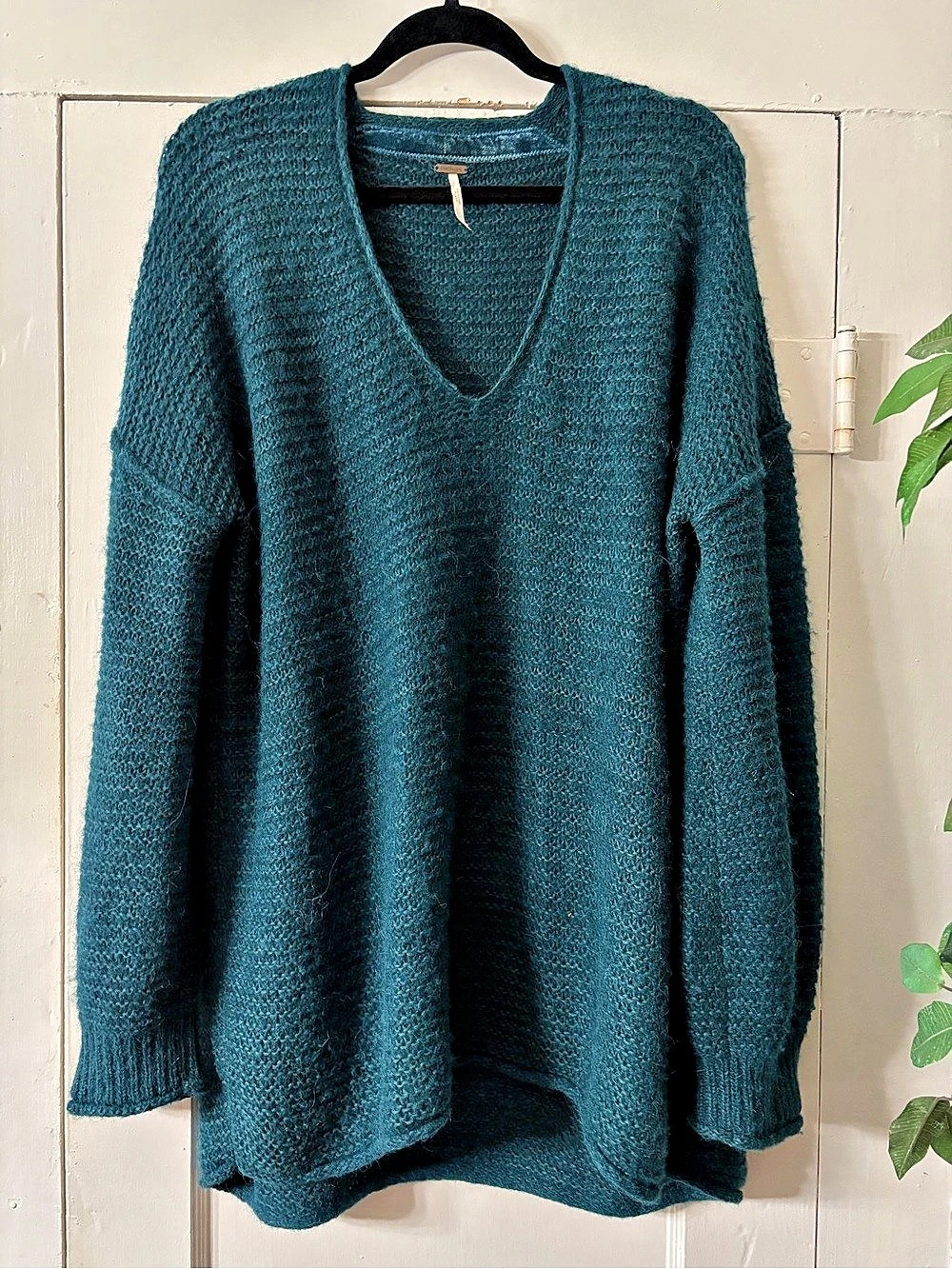Free People All Mine Sweater Teal V-Neck Size Medium